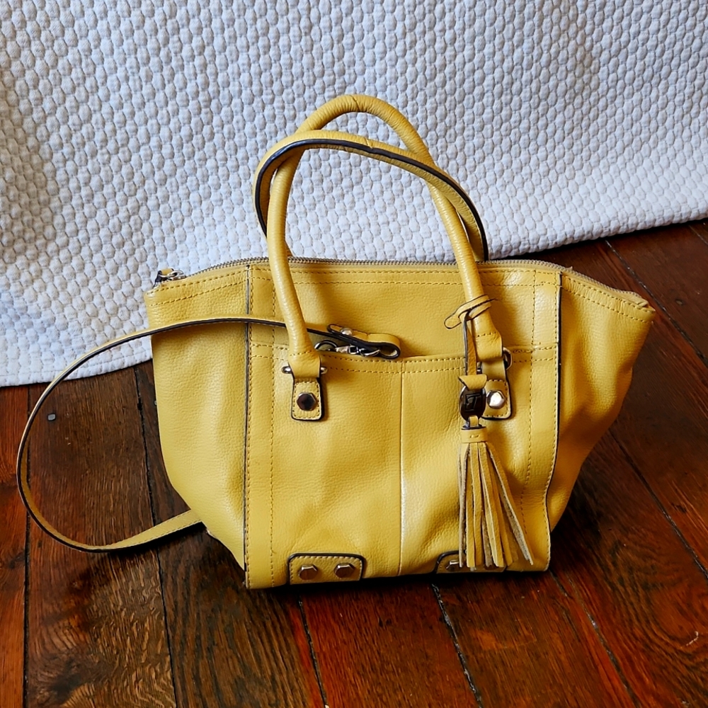 GUC Mustard Tignanello Handbag